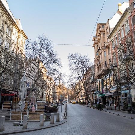 N28 Studio Apartment In Andrassy Boulevard. Boedapest Buitenkant foto