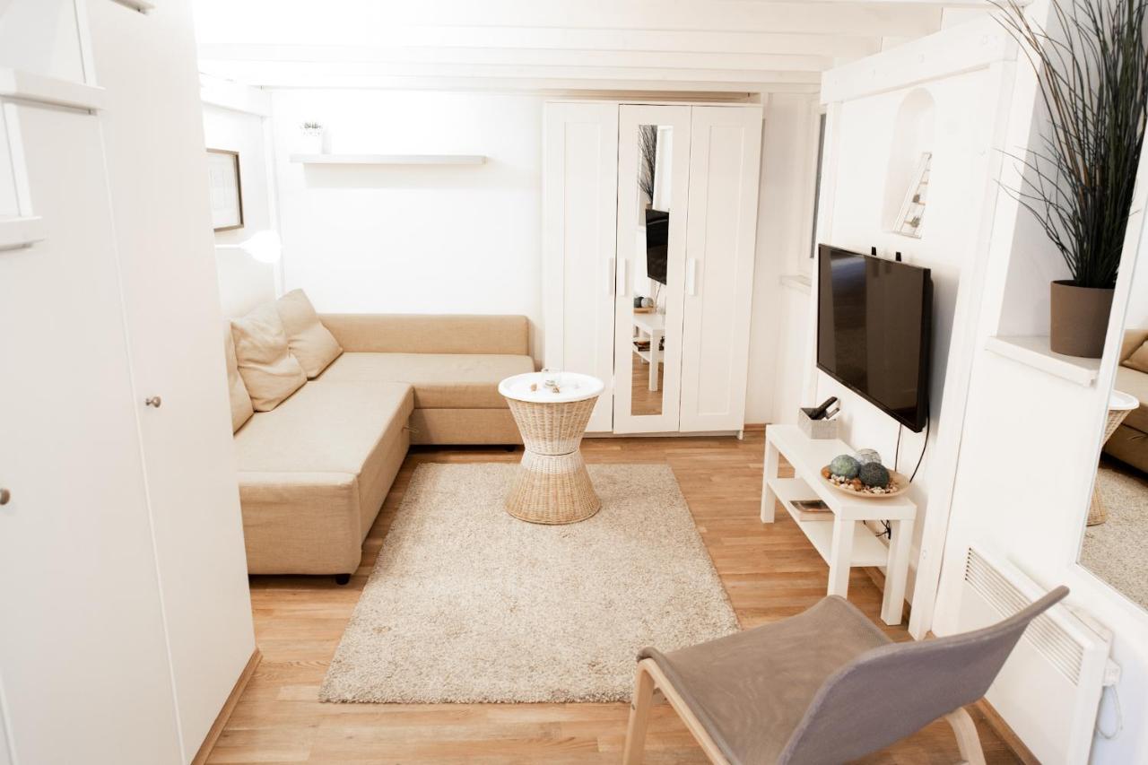 N28 Studio Apartment In Andrassy Boulevard. Boedapest Buitenkant foto