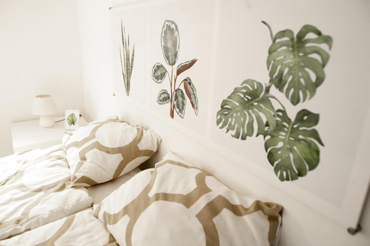 N28 Studio Apartment In Andrassy Boulevard. Boedapest Buitenkant foto