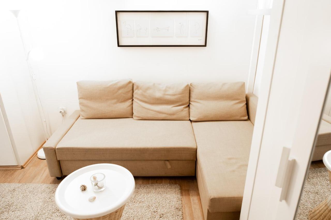 N28 Studio Apartment In Andrassy Boulevard. Boedapest Buitenkant foto
