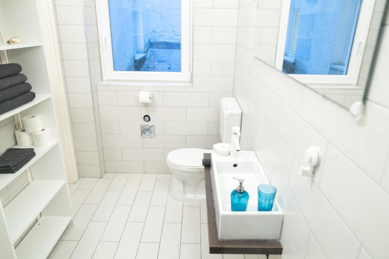 N28 Studio Apartment In Andrassy Boulevard. Boedapest Buitenkant foto